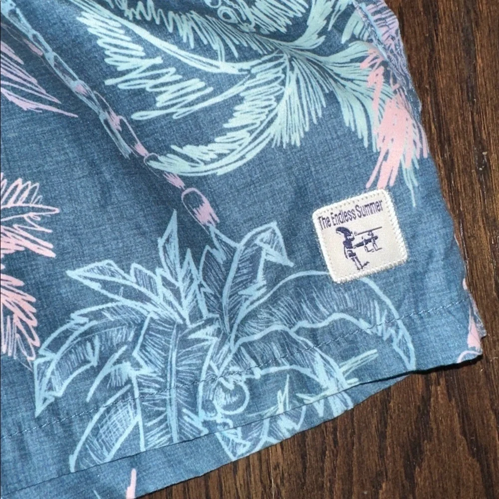 The endless summer Tropical Blue Palm Swim Shorts size large